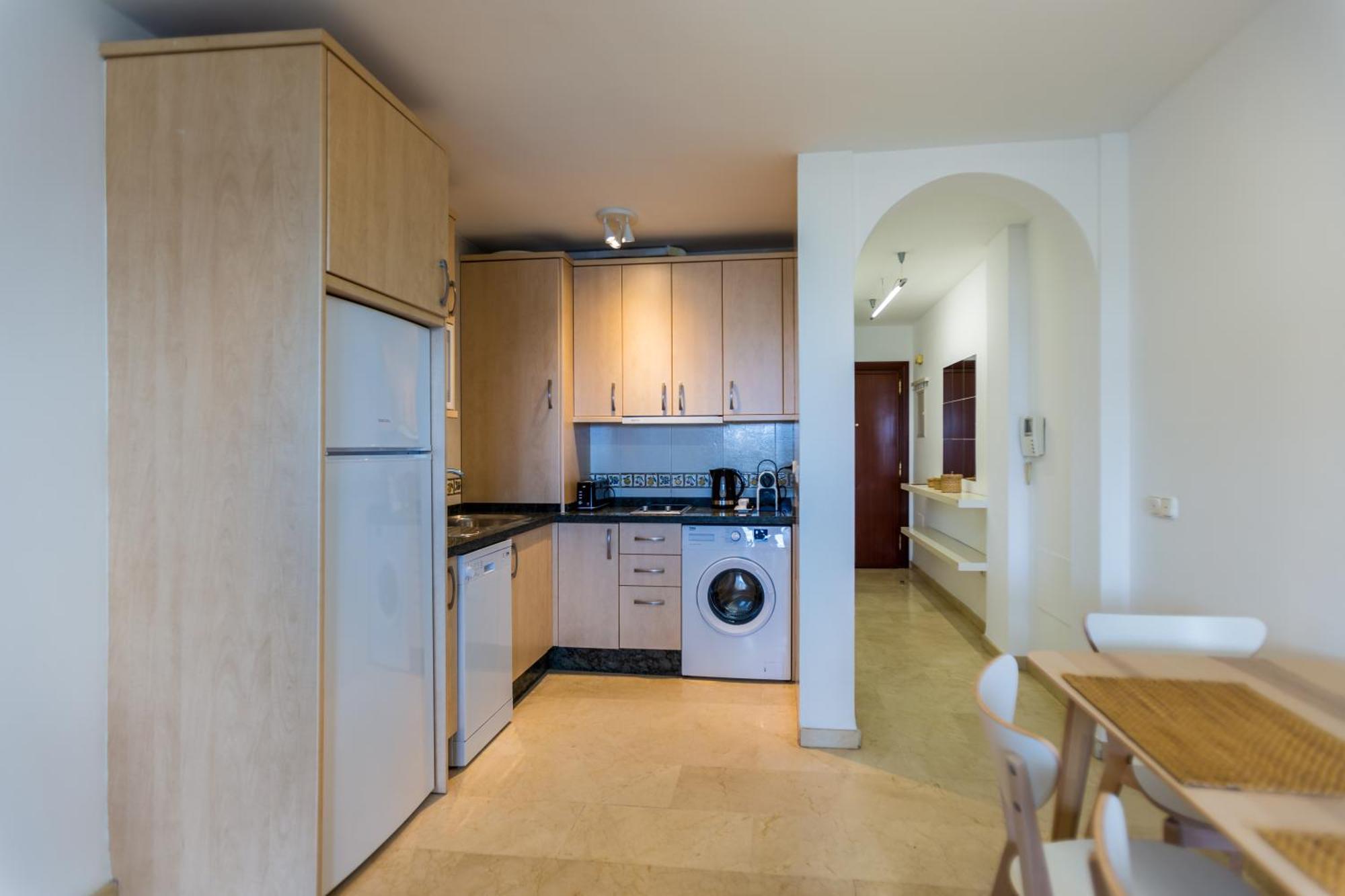 Bonito Apartamento En Primera Linea De Playa Estepona Exterior foto